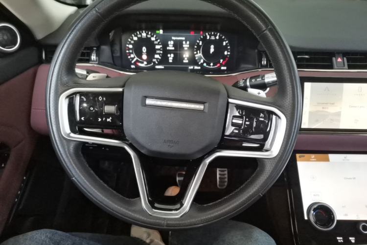 Used Land Rover Range Evoque 2022 Facelifted Aurora L 249 PS R-Dynamic Luxury Edition Steering Wheel