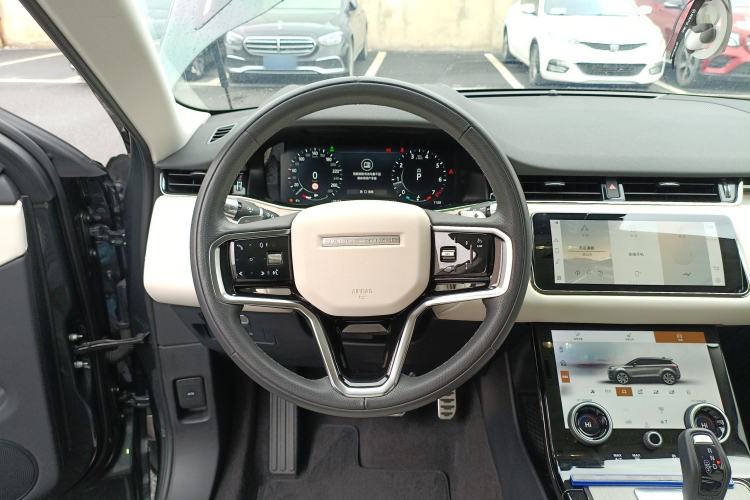 Used Land Rover Range Evoque 2022 Facelifted Aurora L 249 PS R-Dynamic Luxury Edition Steering Wheel