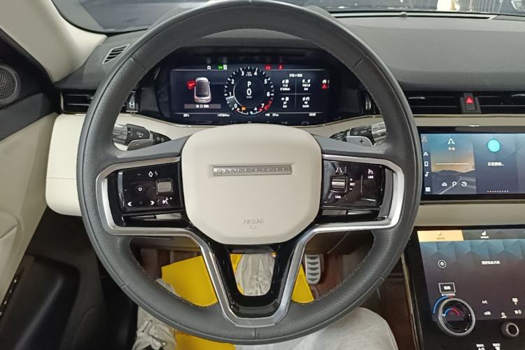 Used Land Rover Range Evoque 2022 Facelifted Aurora L 249 PS R-Dynamic Luxury Edition Steering Wheel
