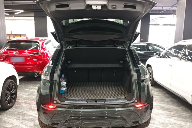 Used Land Rover Range Evoque 2022 Facelifted Aurora L 249 PS R-Dynamic Luxury Edition Trunk