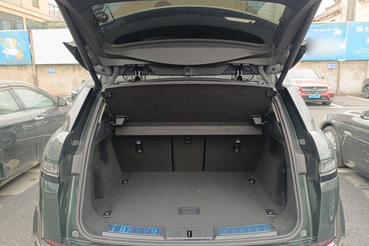 Used Land Rover Range Evoque 2022 Facelifted Aurora L 249 PS R-Dynamic Luxury Edition Trunk