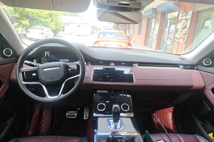 Used Land Rover Range Evoque 2022 Aurora L 249 PS R-Dynamic Luxury Edition Center Console