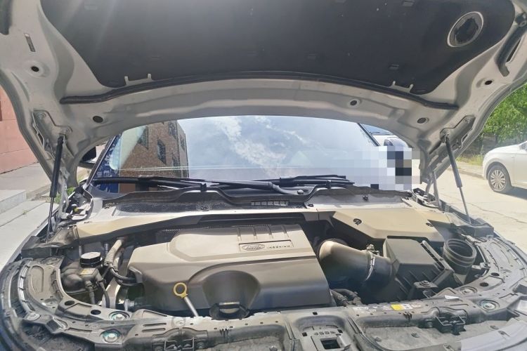 Used Land Rover Range Evoque 2022 Aurora L 249 PS R-Dynamic Luxury Edition Engine Bay