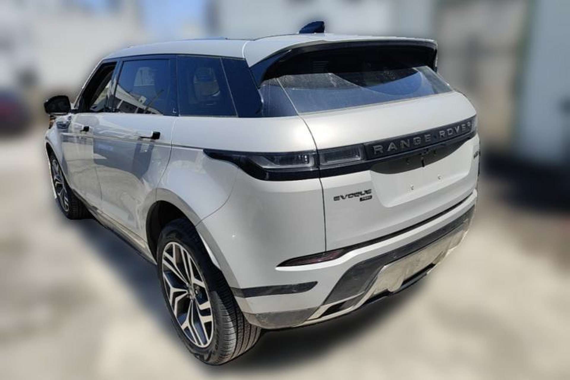 Used Land Rover Range Evoque 2022 Facelifted Aurora L 249 PS R-Dynamic Luxury Edition Rear Left 45 Deg