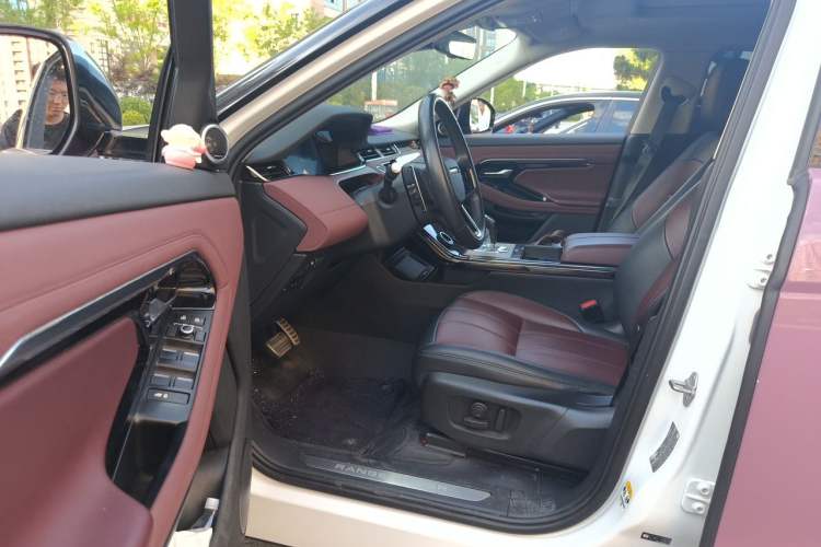 Used Land Rover Range Evoque 2022 Aurora L 249 PS R-Dynamic Luxury Edition Driver Seat