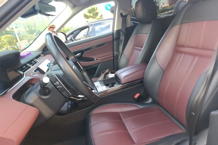 Used Land Rover Range Evoque 2022 Aurora L 249 PS R-Dynamic Luxury Edition Left Front Seat