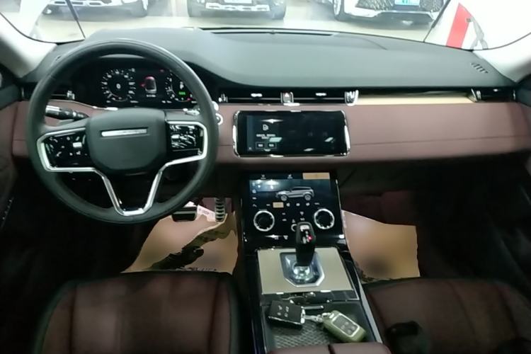 Used Land Rover Range Evoque 2022 Aurora L 249 PS R-Dynamic Luxury Edition Center Console