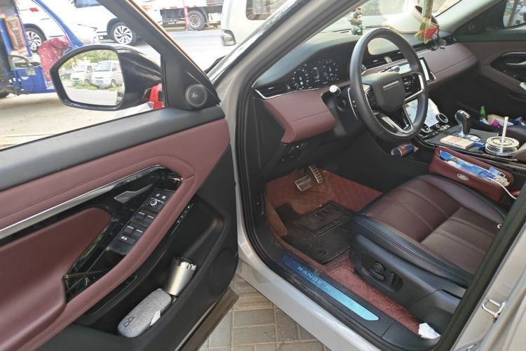 Used Land Rover Range Evoque 2022 Facelifted Aurora L 249 PS R-Dynamic Luxury Edition Driver Seat