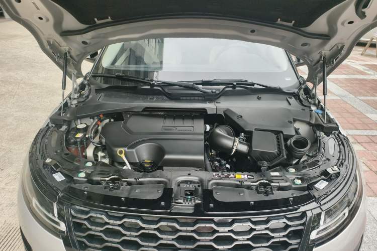 Used Land Rover Range Evoque 2022 Facelifted Aurora L 249 PS R-Dynamic Luxury Edition Engine Bay