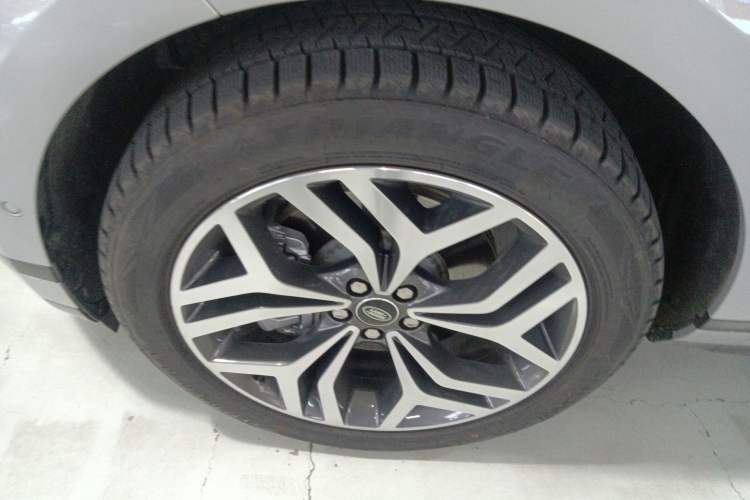 Used Land Rover Range Evoque 2022 Facelifted Aurora L 249 PS R-Dynamic HSE Luxury Edition Exterior 4