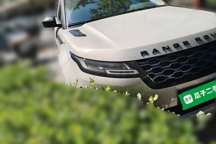 Used Land Rover Range Evoque 2022 Facelifted Aurora L 249 PS R-Dynamic Luxury Edition Front Right 45 Deg