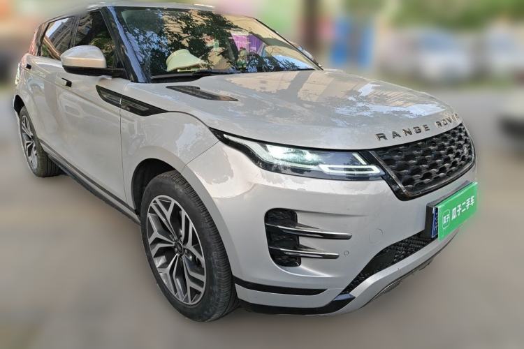 Used Land Rover Range Evoque 2022 Facelifted Aurora L 249 PS R-Dynamic Luxury Edition Front Right 45 Deg