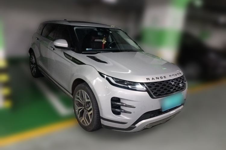 Used Land Rover Range Evoque 2022 Facelifted Aurora L 249 PS R-Dynamic HSE Luxury Edition Front Right 45 Deg