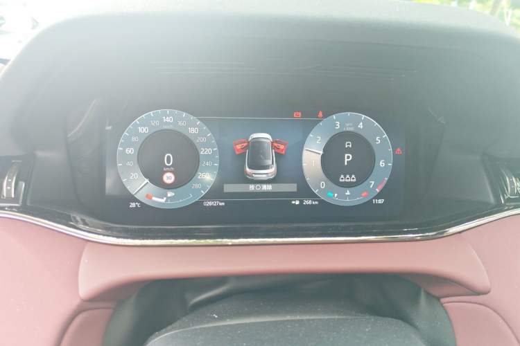 Used Land Rover Range Evoque 2022 Aurora L 249 PS R-Dynamic Luxury Edition Instrument Cluster