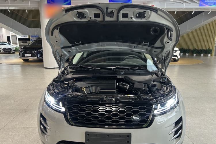 Used Land Rover Range Evoque 2022 Facelifted Aurora L 249 PS R-Dynamic Luxury Edition Interior 10