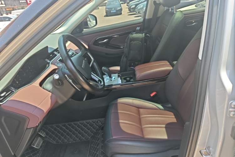Used Land Rover Range Evoque 2022 Facelifted Aurora L 249 PS R-Dynamic Luxury Edition Left Front Seat