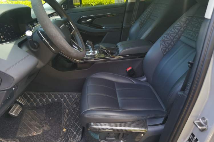 Used Land Rover Range Evoque 2022 Aurora L 249 PS R-Dynamic Collins Antique Bronze Special Edition Left Front Seat