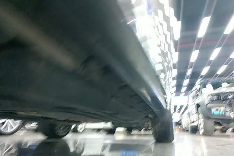 Used Land Rover Range Evoque 2022 Aurora L 249 PS R-Dynamic Luxury Edition Left Side Sill