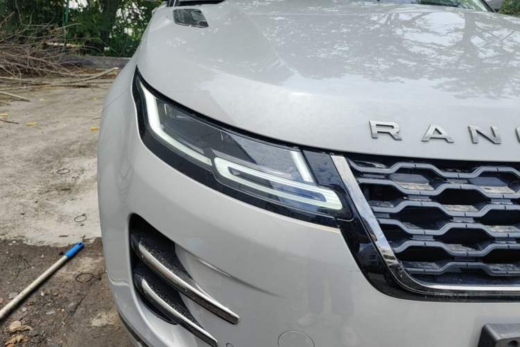 Used Land Rover Range Evoque 2022 Facelifted Aurora L 249 PS R-Dynamic Luxury Edition Right Front Headlight