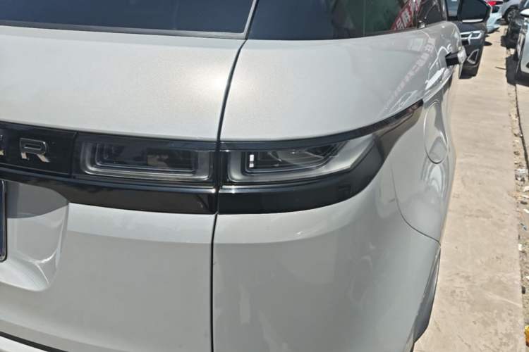 Used Land Rover Range Evoque 2022 Facelifted Aurora L 249 PS R-Dynamic Luxury Edition Right Rear Taillight