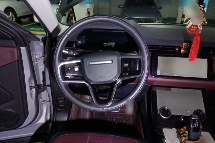 Used Land Rover Range Evoque 2022 Facelifted Aurora L 249 PS R-Dynamic HSE Luxury Edition Steering Wheel