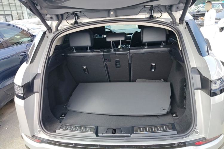 Used Land Rover Range Evoque 2022 Facelifted Aurora L 249 PS R-Dynamic HSE Luxury Edition Trunk