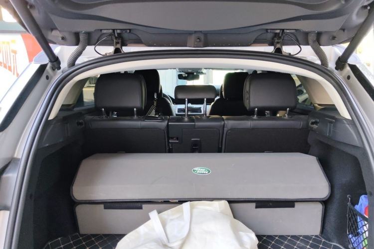 Used Land Rover Range Evoque 2022 Aurora L 249 PS R-Dynamic Collins Antique Bronze Special Edition Trunk