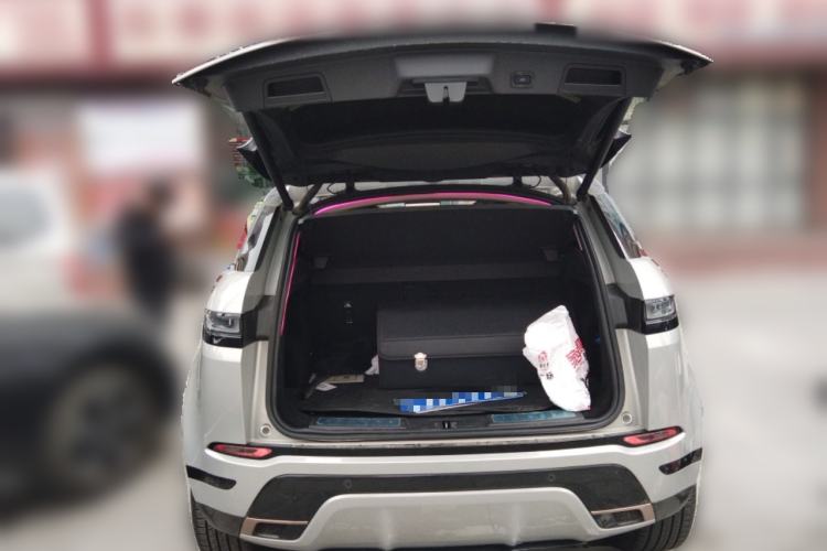 Used Land Rover Range Evoque 2022 Aurora L 249 PS R-Dynamic Luxury Edition Trunk