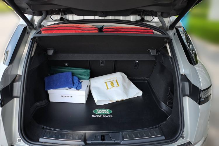 Used Land Rover Range Evoque 2022 Facelifted Aurora L 249 PS R-Dynamic Luxury Edition Trunk