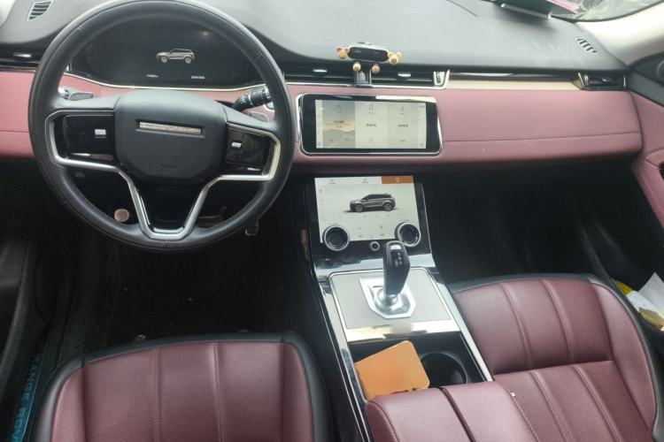 Used Land Rover Range Evoque 2022 Facelifted Aurora L 249 PS R-Dynamic Luxury Edition Center Console
