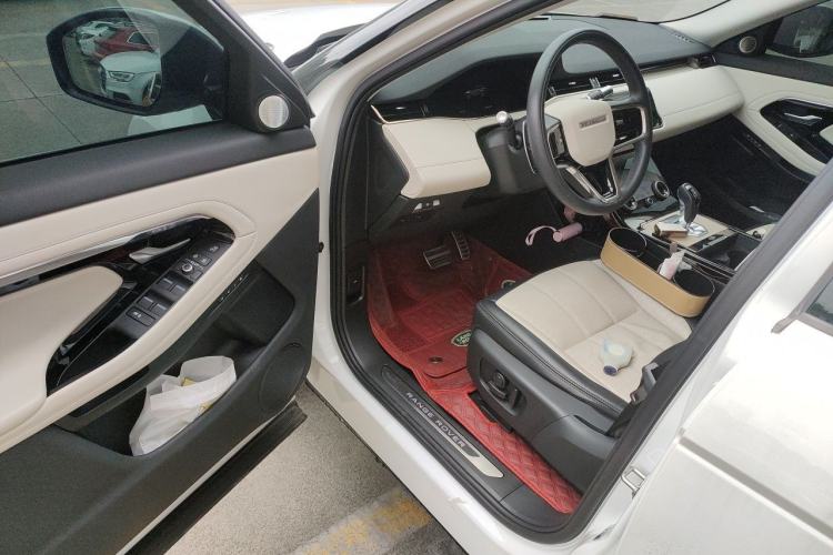 Used Land Rover Range Evoque 2022 Range Rover L 249 PS R-Dynamic HSE Luxury Edition Driver Seat