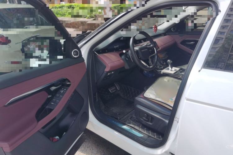 Used Land Rover Range Evoque 2022 Facelifted Aurora L 249 PS R-Dynamic Luxury Edition Driver Seat
