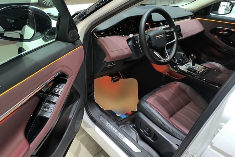 Used Land Rover Range Evoque 2022 Facelifted Aurora L 249 PS R-Dynamic Luxury Edition Driver Seat