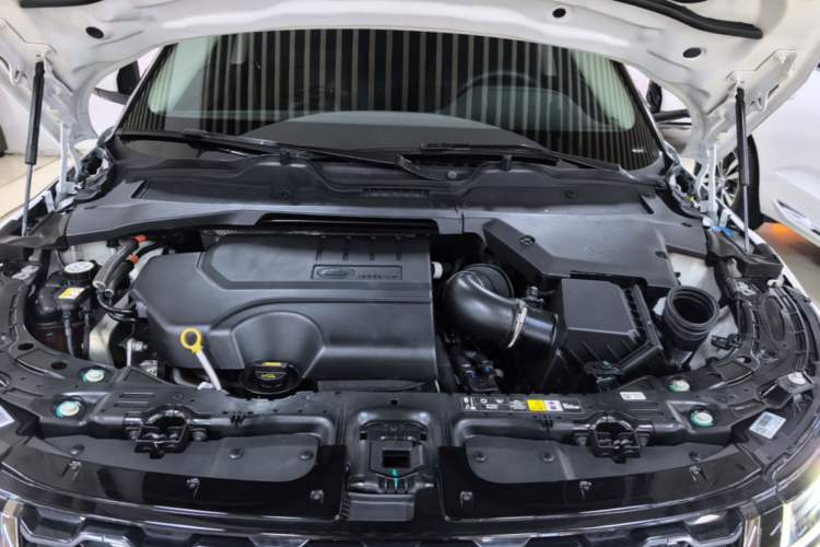 Used Land Rover Range Evoque 2022 Facelifted Aurora L 249 PS R-Dynamic Luxury Edition Engine Bay