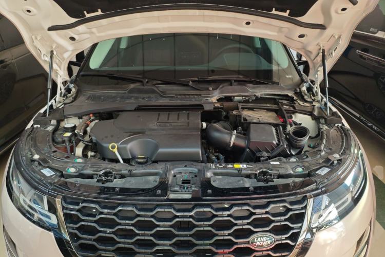 Used Land Rover Range Evoque 2022 Aurora L 249 PS R-Dynamic Luxury Edition Engine Bay