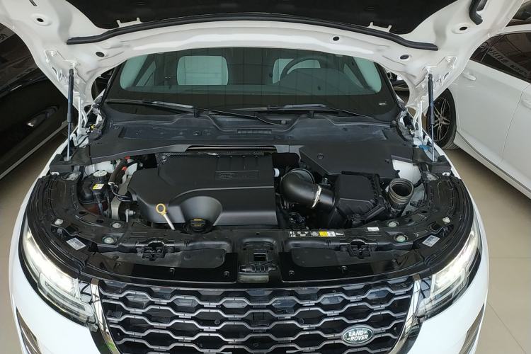 Used Land Rover Range Evoque 2022 Range Rover L 249 PS R-Dynamic HSE Luxury Edition Engine Bay
