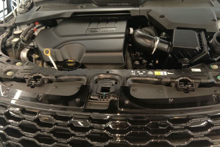 Used Land Rover Range Evoque 2022 Facelifted Aurora L 249 PS R-Dynamic Luxury Edition Engine Bay