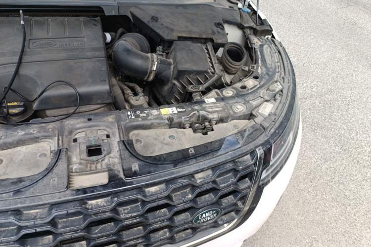Used Land Rover Range Evoque 2022 Facelifted Aurora L 249 PS R-Dynamic Luxury Edition Engine Bay Left