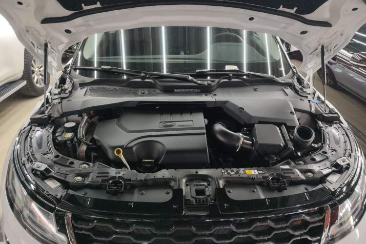 Used Land Rover Range Evoque 2022 Aurora L 249 PS R-Dynamic Luxury Edition Engine Bay