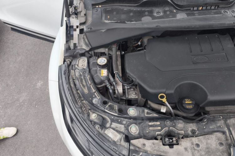 Used Land Rover Range Evoque 2022 Facelifted Aurora L 249 PS R-Dynamic Luxury Edition Engine Bay Right