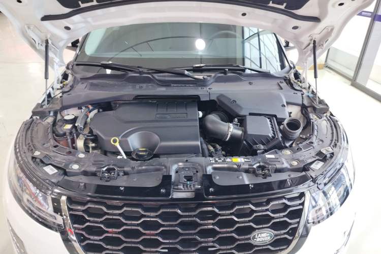 Used Land Rover Range Evoque 2022 Facelifted Aurora L 249 PS R-Dynamic Luxury Edition Engine Bay