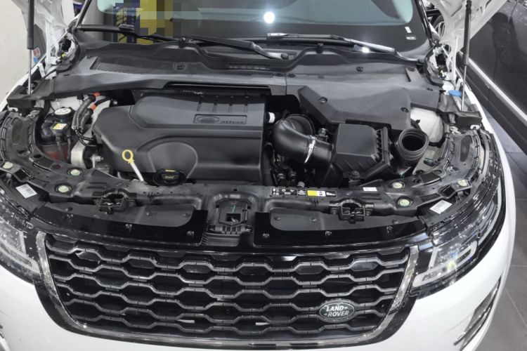Used Land Rover Range Evoque 2022 Aurora L 249 PS R-Dynamic Luxury Edition Engine Bay