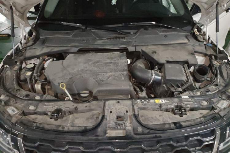 Used Land Rover Range Evoque 2022 Facelifted Aurora L 249 PS R-Dynamic Luxury Edition Engine Bay