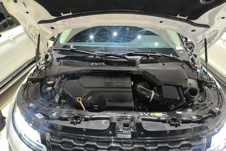 Used Land Rover Range Evoque 2022 Facelifted Aurora L 249 PS R-Dynamic Luxury Edition Engine Bay