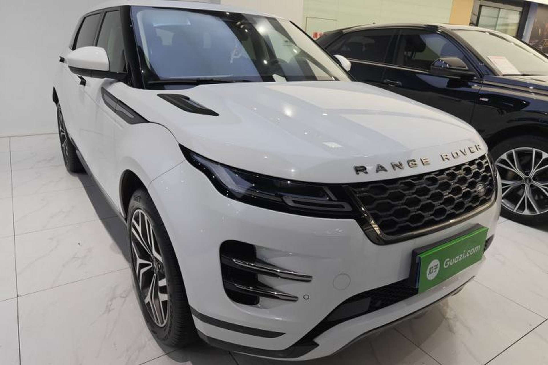 Used Land Rover Range Evoque 2022 Aurora L 249 PS R-Dynamic Luxury Edition Exterior 1