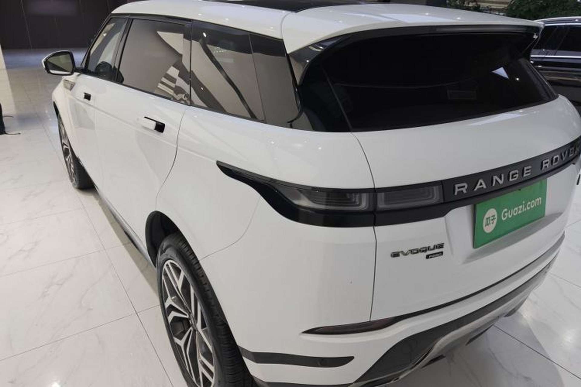 Used Land Rover Range Evoque 2022 Aurora L 249 PS R-Dynamic Luxury Edition Exterior 2