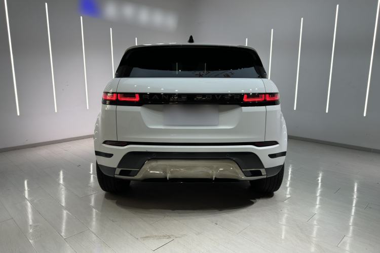 Used Land Rover Range Evoque 2022 Aurora L 249 PS R-Dynamic Luxury Edition Exterior 4