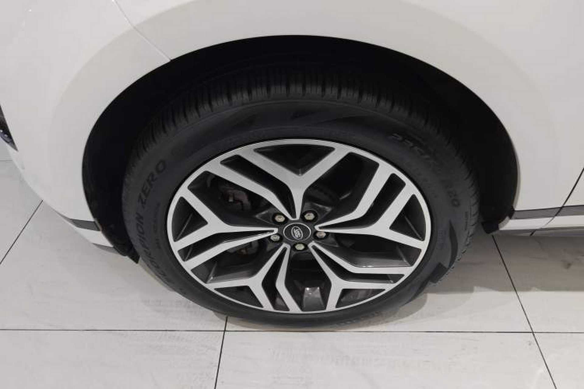 Used Land Rover Range Evoque 2022 Aurora L 249 PS R-Dynamic Luxury Edition Exterior 4