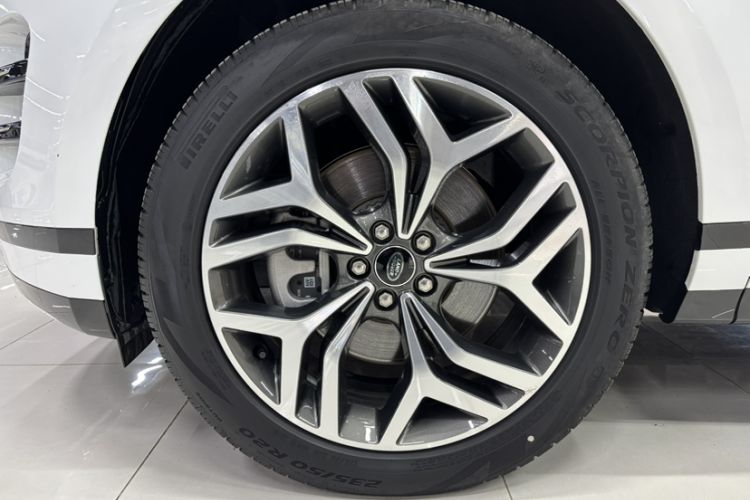 Used Land Rover Range Evoque 2022 Aurora L 249 PS R-Dynamic Luxury Edition Exterior 7