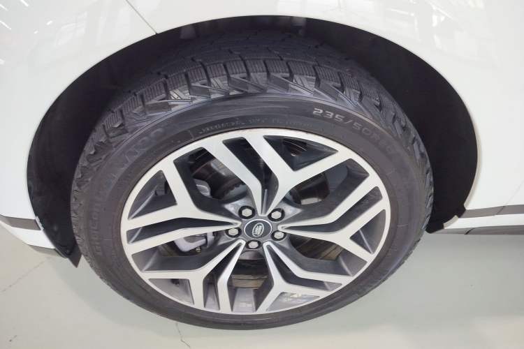 Used Land Rover Range Evoque 2022 Facelifted Aurora L 249 PS R-Dynamic Luxury Edition Exterior 7